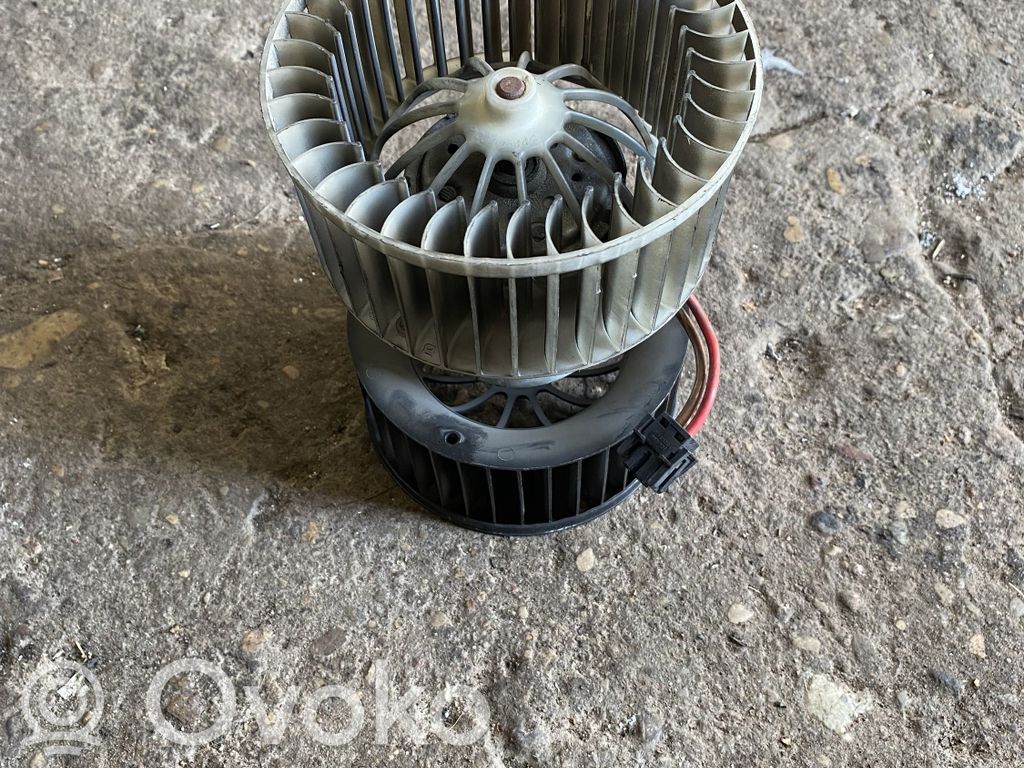 Mazā radiatora ventilators   0130101103