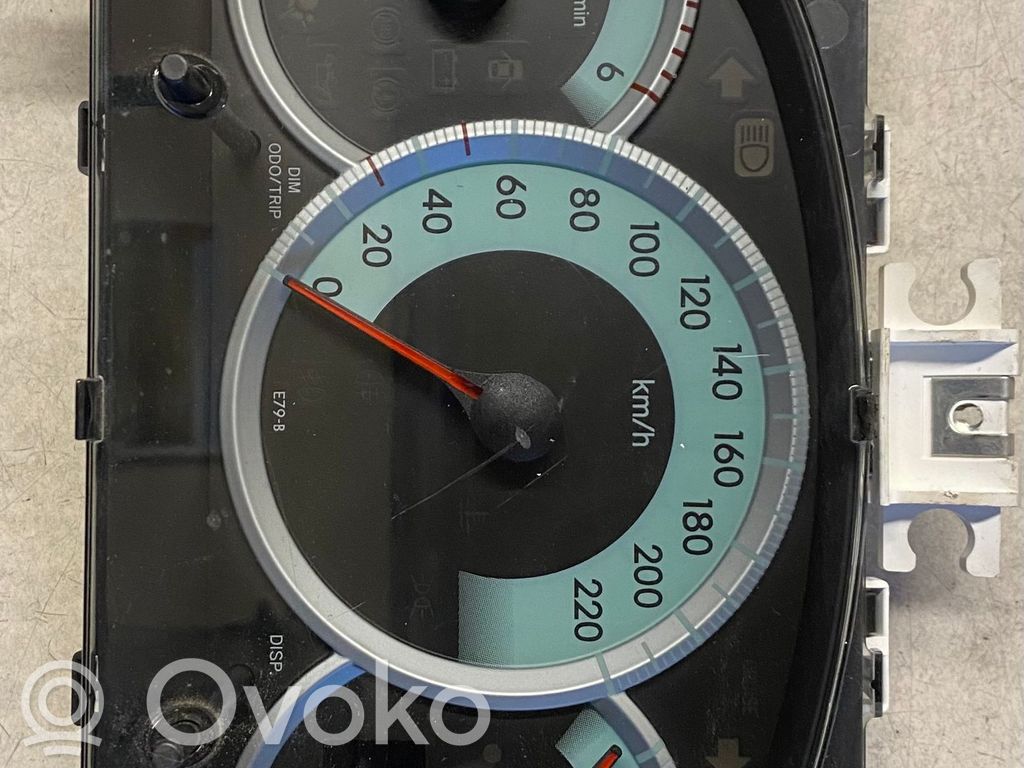 Toyota Corolla Verso AR10 Nopeusmittari (mittaristo) 