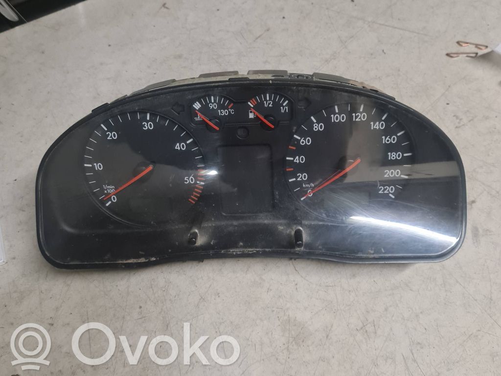 Volkswagen PASSAT B5 Speedometer (instrument cluster) 