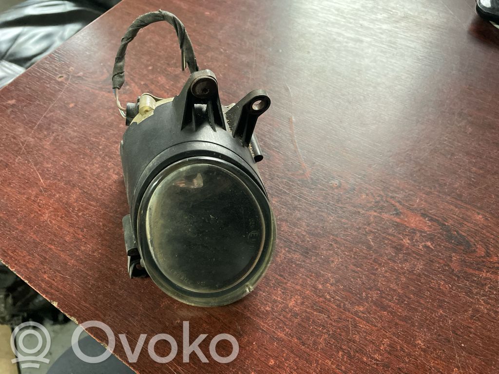 Audi A4 S4 B6 8E 8H Światło przeciwmgłowe przednie 
