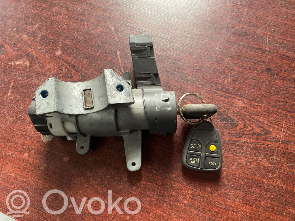 Volvo V70 Ignition lock 
