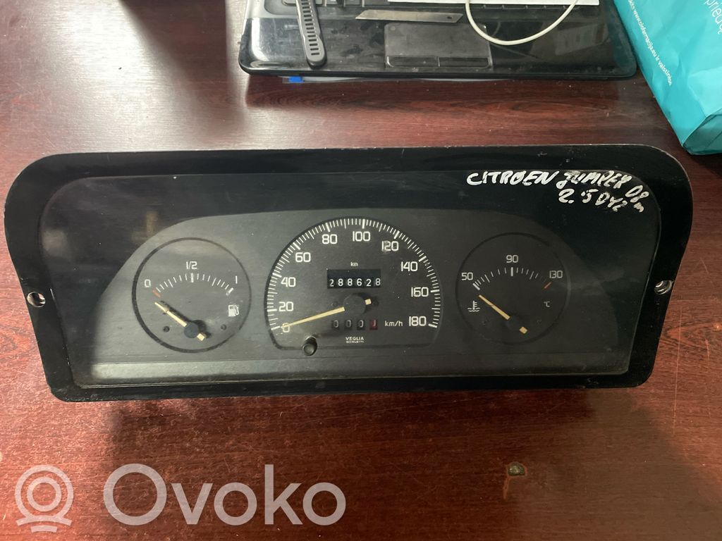 Peugeot Partner Speedometer (instrument cluster) 
