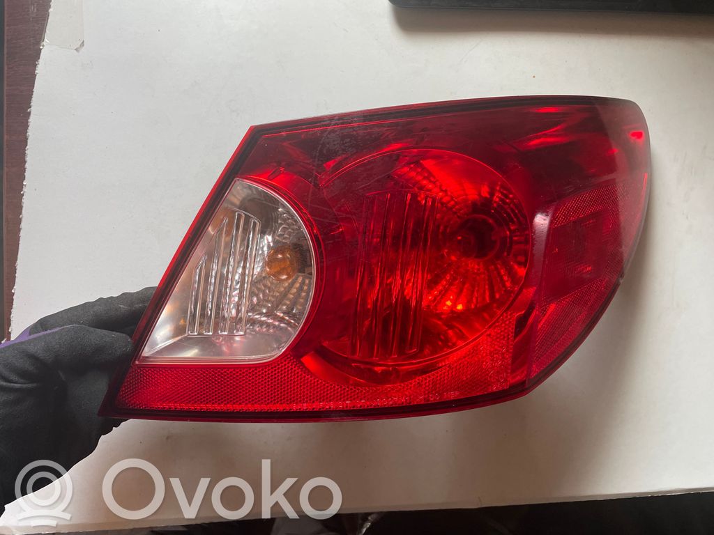 Nissan X-Trail T30 Lampă spate în caroserie 