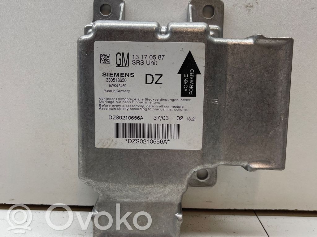 Opel Vectra C Airbag control unit/module 
