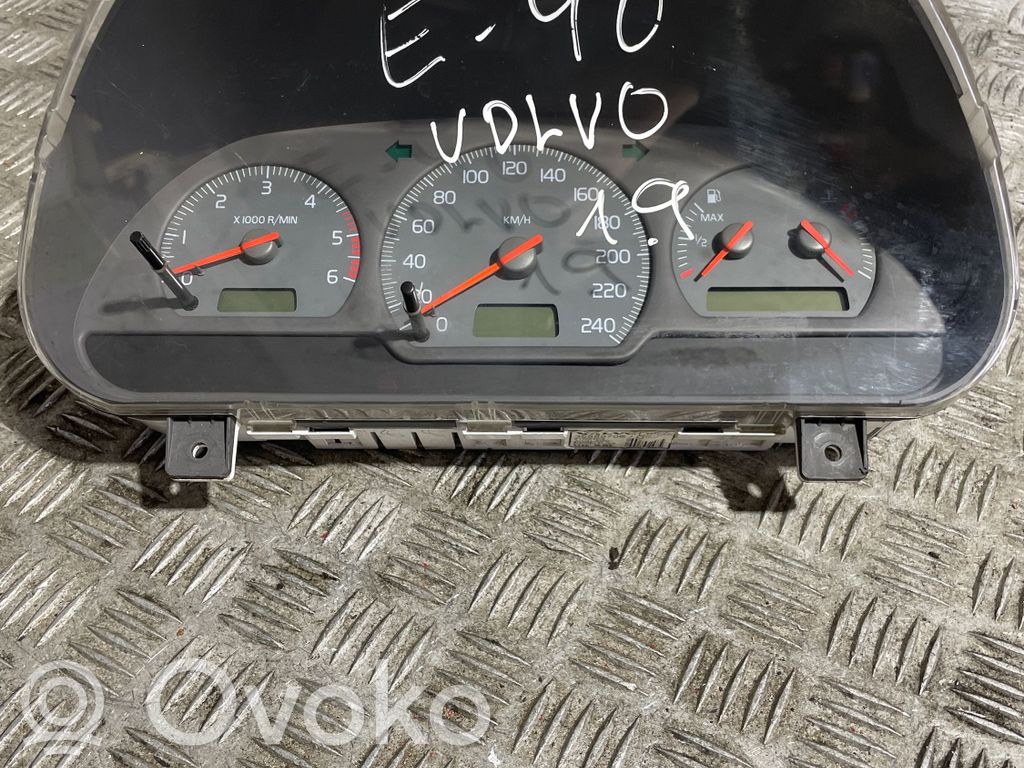 Volvo S40, V40 Speedometer (instrument cluster) 