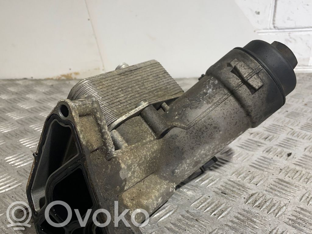 BMW X3 E83 Moottoriöljyn jäähdytinlaite 