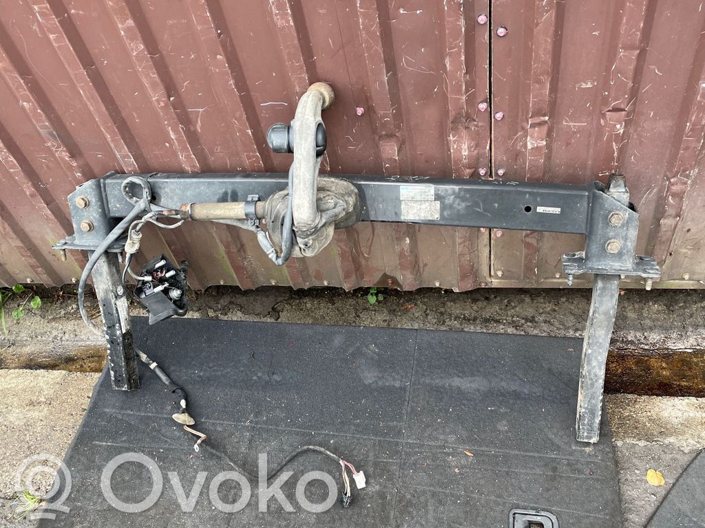 Mercedes-Benz E W211 Hak holowniczy / Komplet 