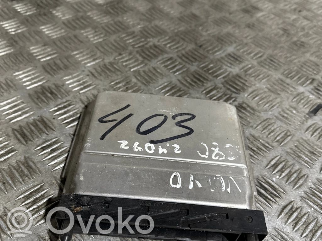 Engine control unit/module   08677708