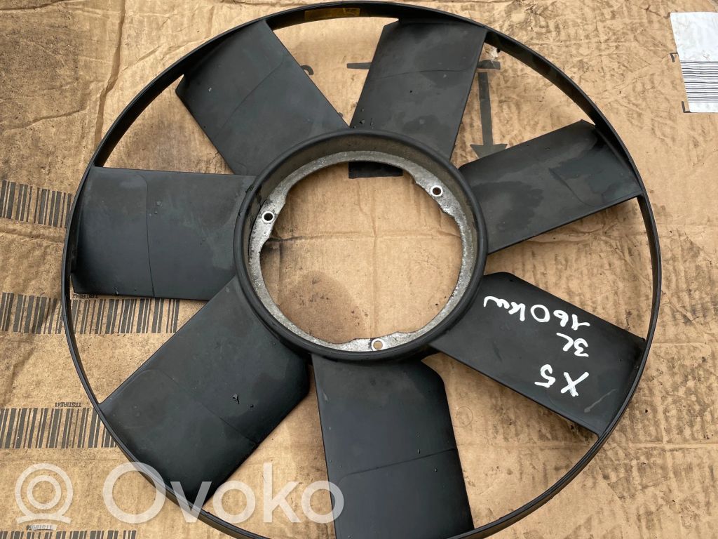 BMW X5 E53 Ventiliatoriaus sparnuotė 