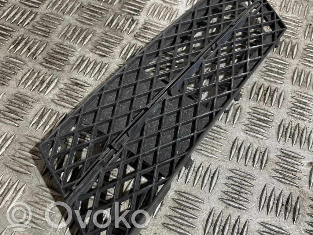 BMW 5 E60 E61 Front bumper lower grill 