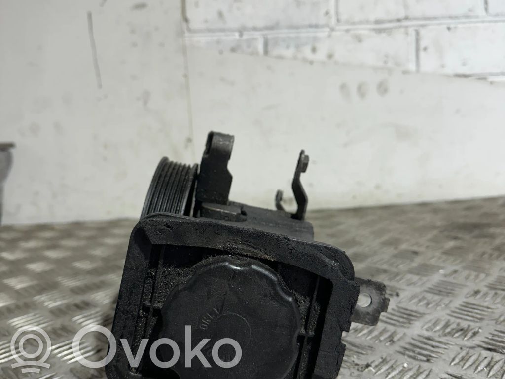 BMW 5 E60 E61 Power steering pump 