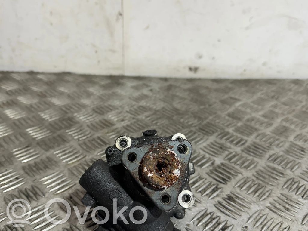 BMW 1 E81 E87 Power steering pump 