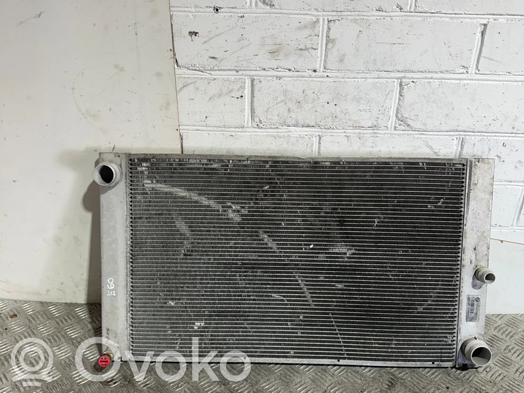 BMW 5 E60 E61 Aušinimo skysčio radiatorius 