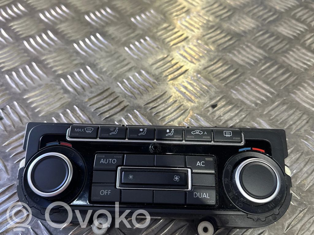 Volkswagen PASSAT B7 Unidad de control climatización 