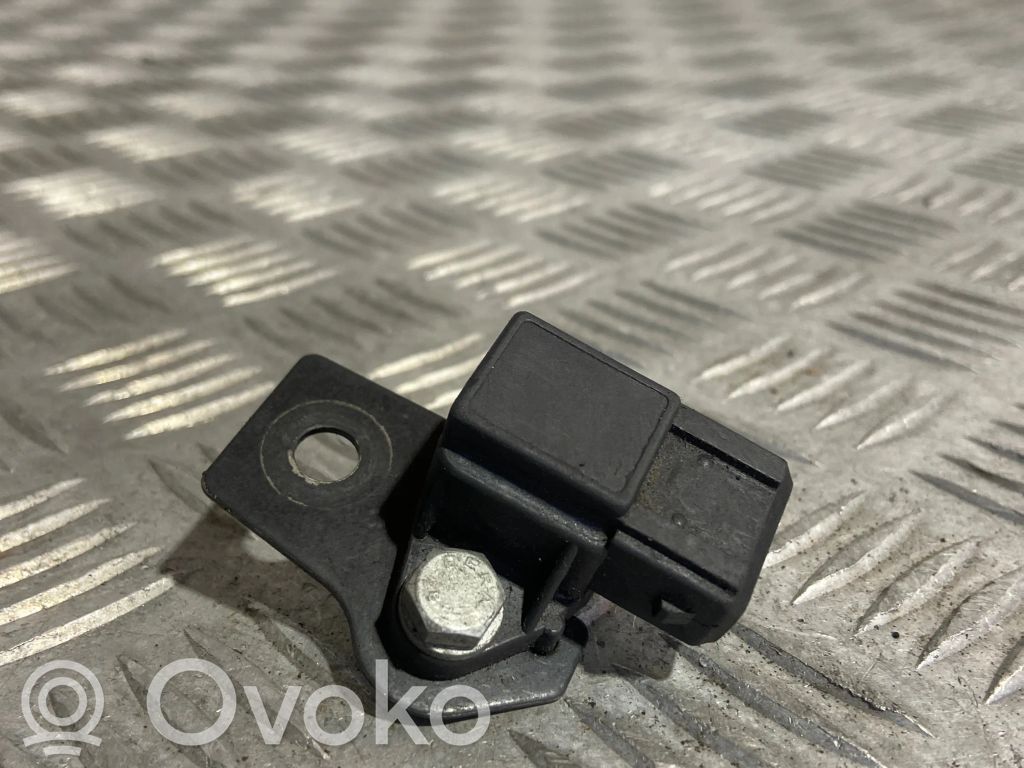BMW 5 E34 Air pressure sensor 