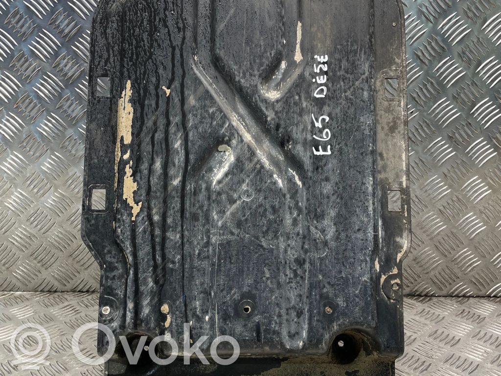 BMW 7 E65 E66 Pārnesumkārbas apakšas aizsardzība 