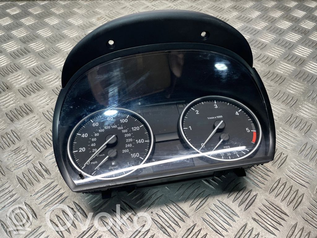 BMW X1 E84 Speedometer (instrument cluster) 