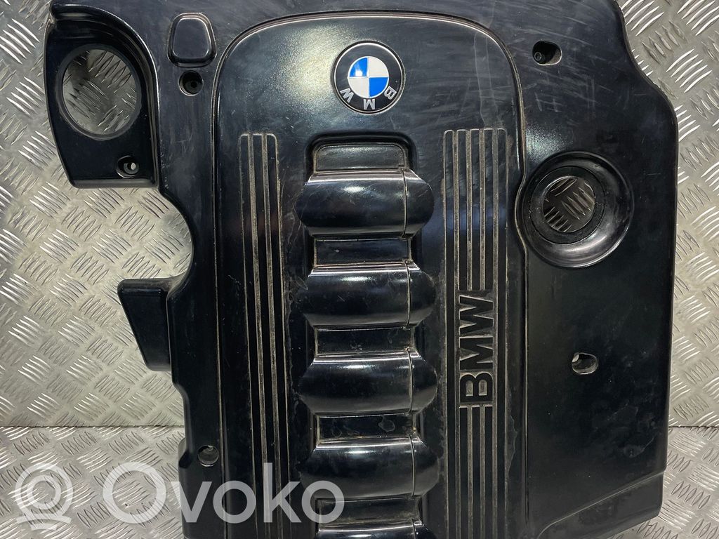 BMW 5 E60 E61 Variklio dangtis (apdaila) 