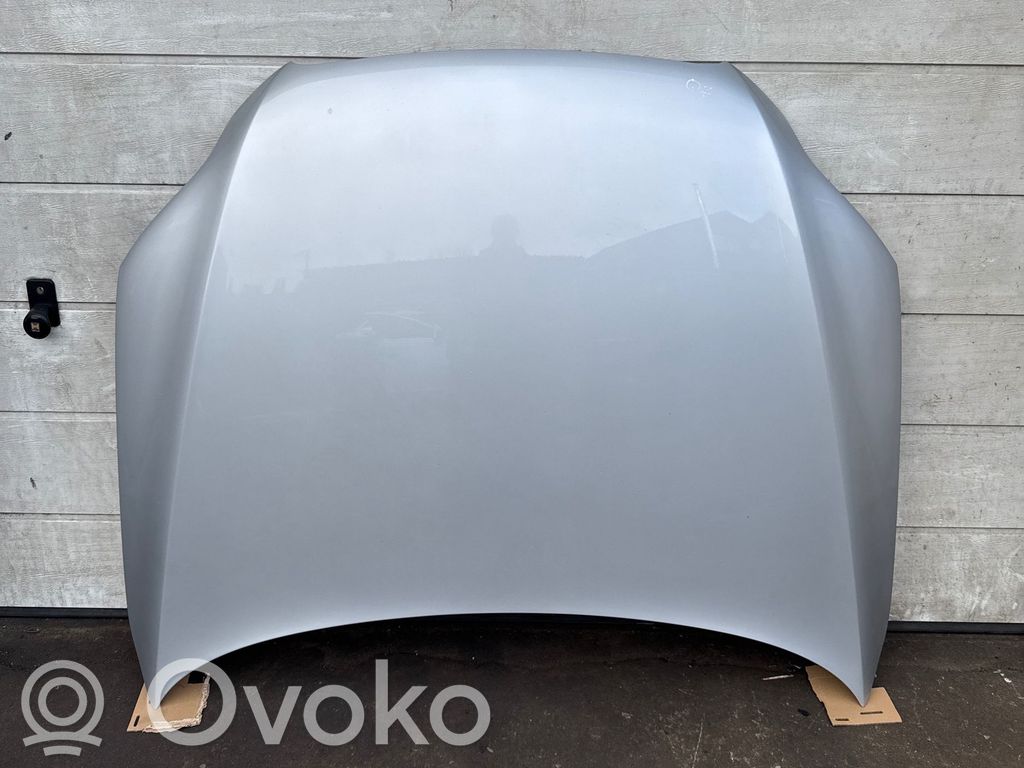 Audi Q7 4L Konepelti 