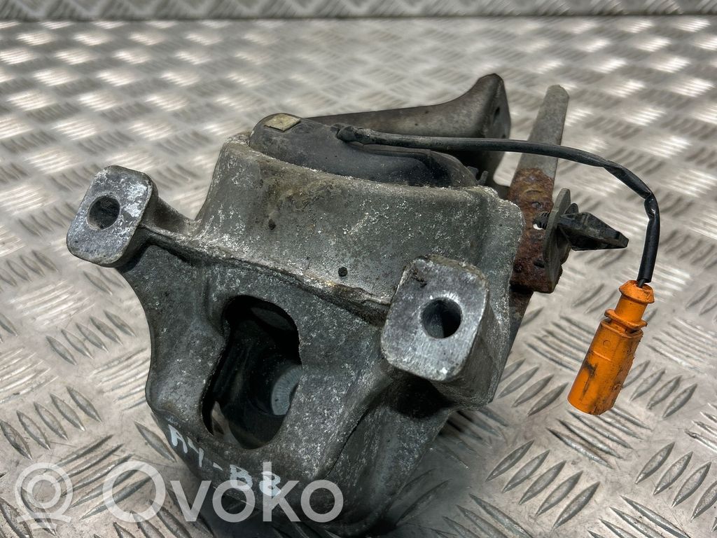 Audi A4 S4 B8 8K Suport tampon motor 