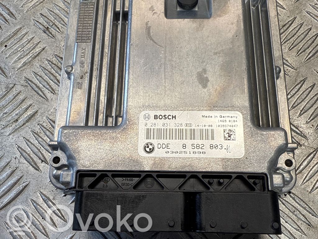 BMW 5 F10 F11 Engine control unit/module 