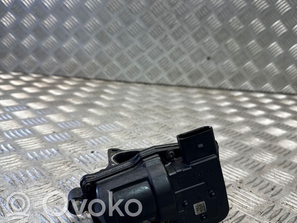 Audi Q7 4L Droseļvārsts 