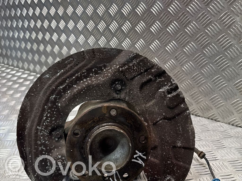 BMW X1 E84 Front wheel hub spindle knuckle 