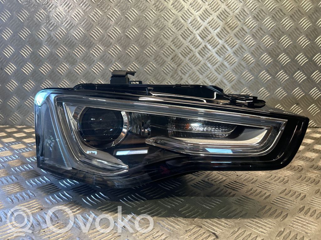 Audi A5 8T 8F Scheinwerfer 