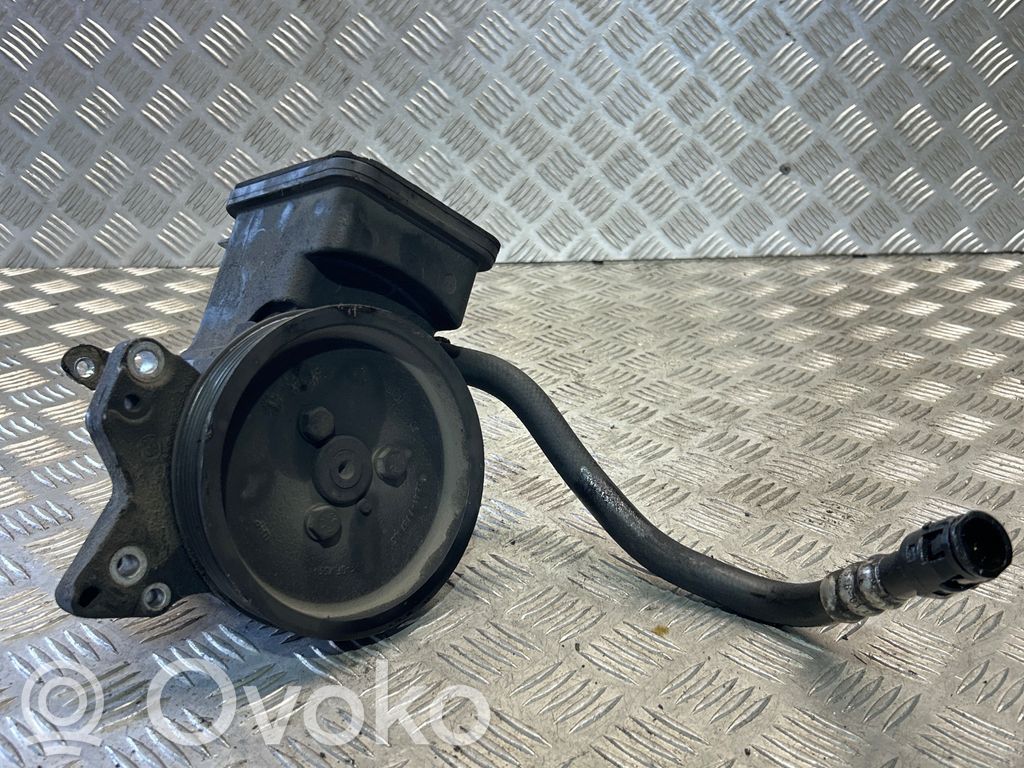 BMW 7 E65 E66 Power steering pump 