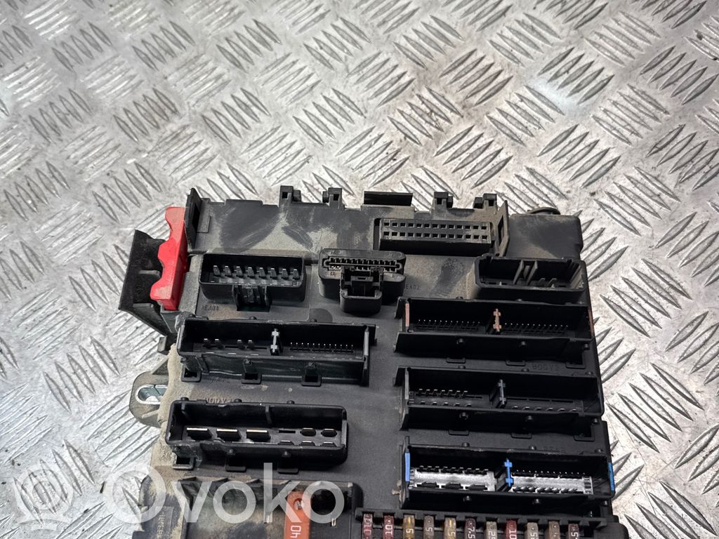 Opel Signum Módulo de fusible 