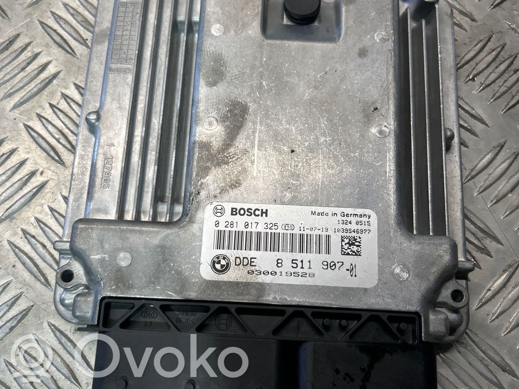 BMW 5 F10 F11 Engine control unit/module 