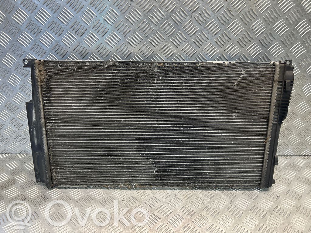 BMW 1 F20 F21 Coolant radiator 
