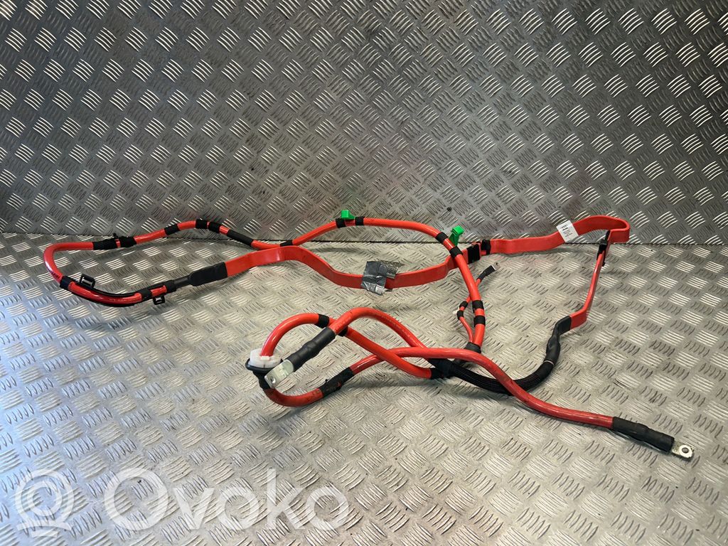 Audi A4 S4 B9 Cable positivo (batería) 