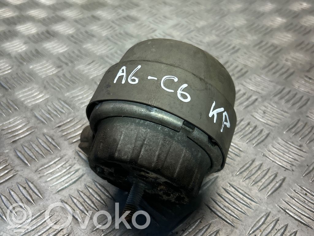 Audi A6 S6 C6 4F Engine mount bracket 
