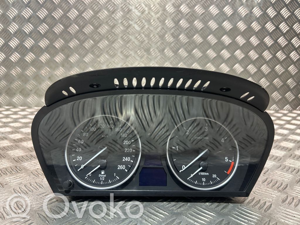 BMW X5 E70 Speedometer (instrument cluster) 