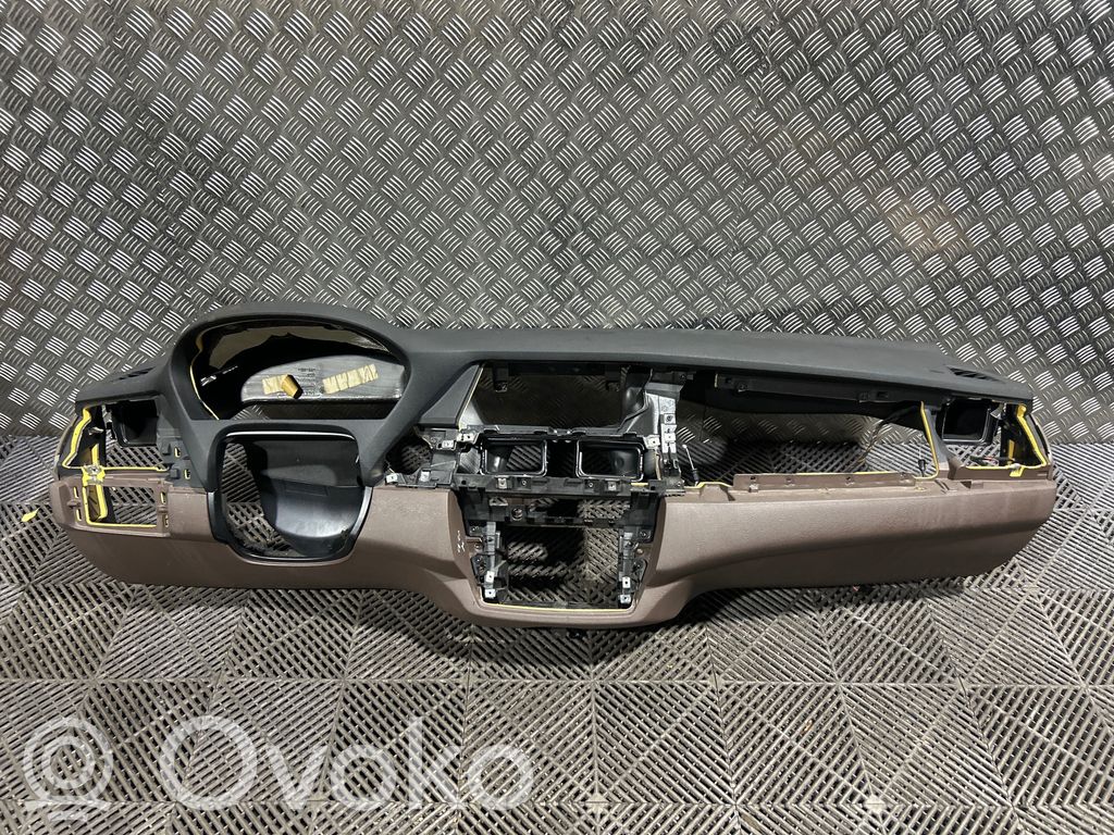 BMW X5 E70 Dashboard 