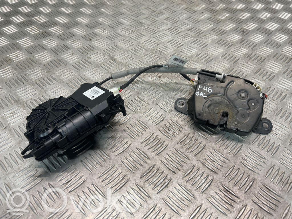 BMW 2 F46 Zamek klapy tylnej / bagażnika 