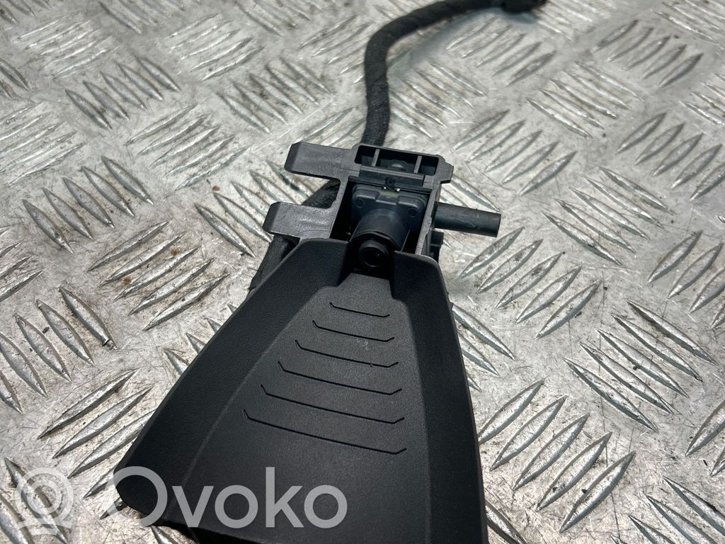BMW 2 F46 Windshield/windscreen camera 