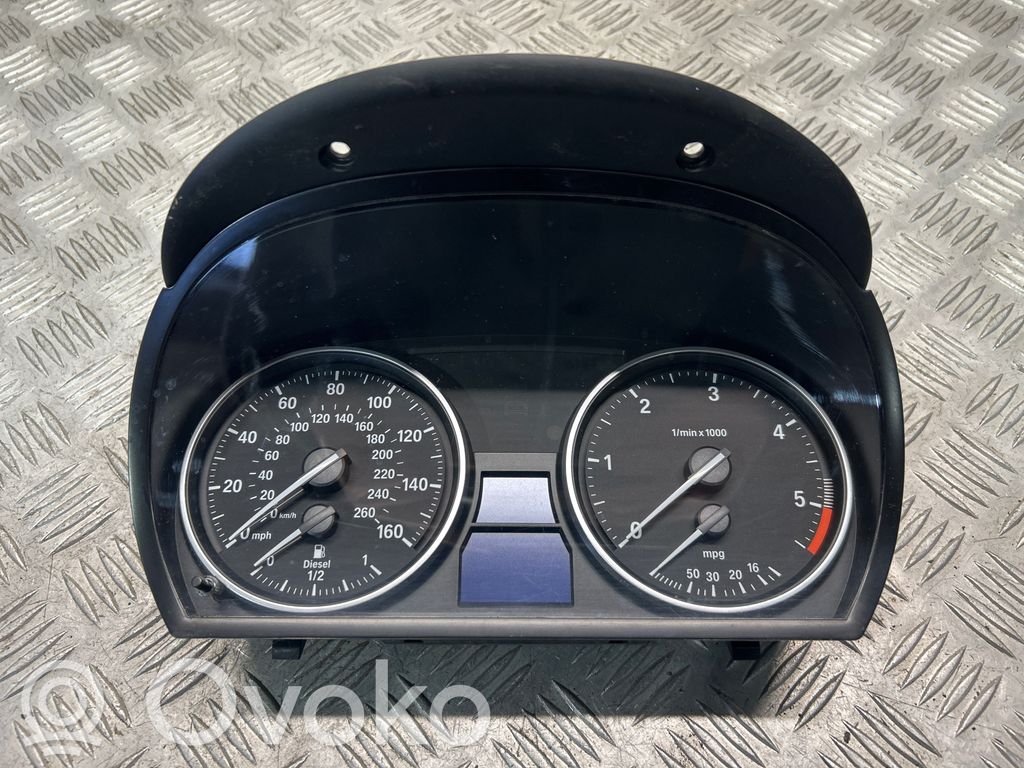 BMW X1 E84 Speedometer (instrument cluster) 