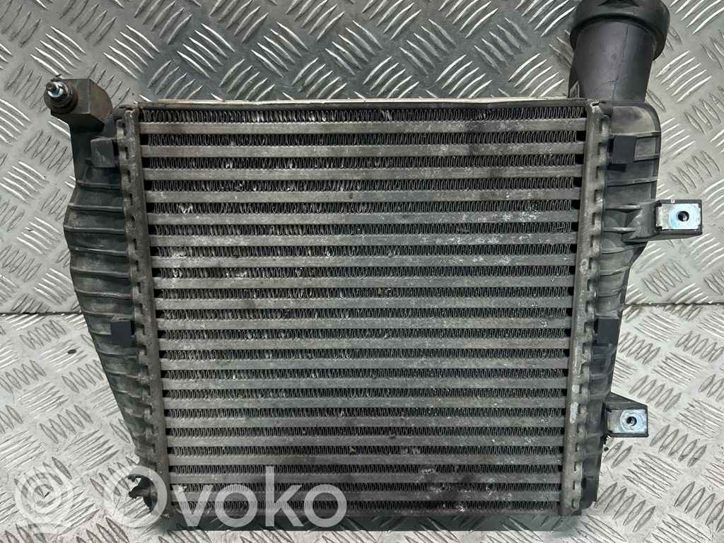 Audi Q7 4L Interkūlerio radiatorius 