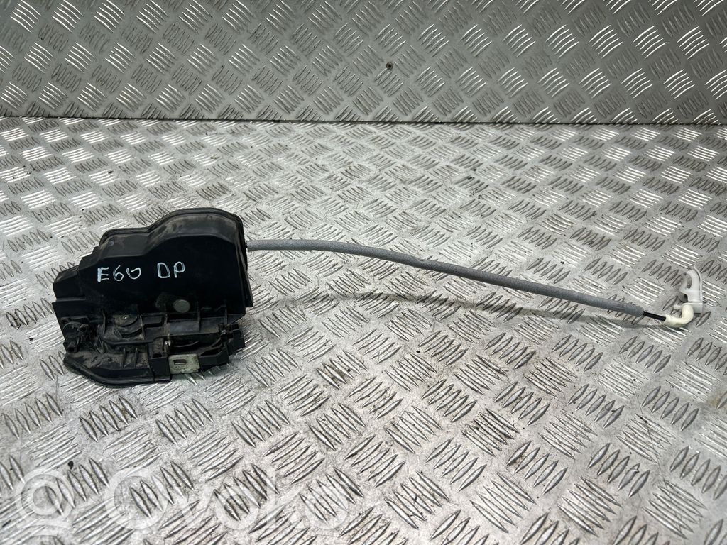 Front door lock   7036170