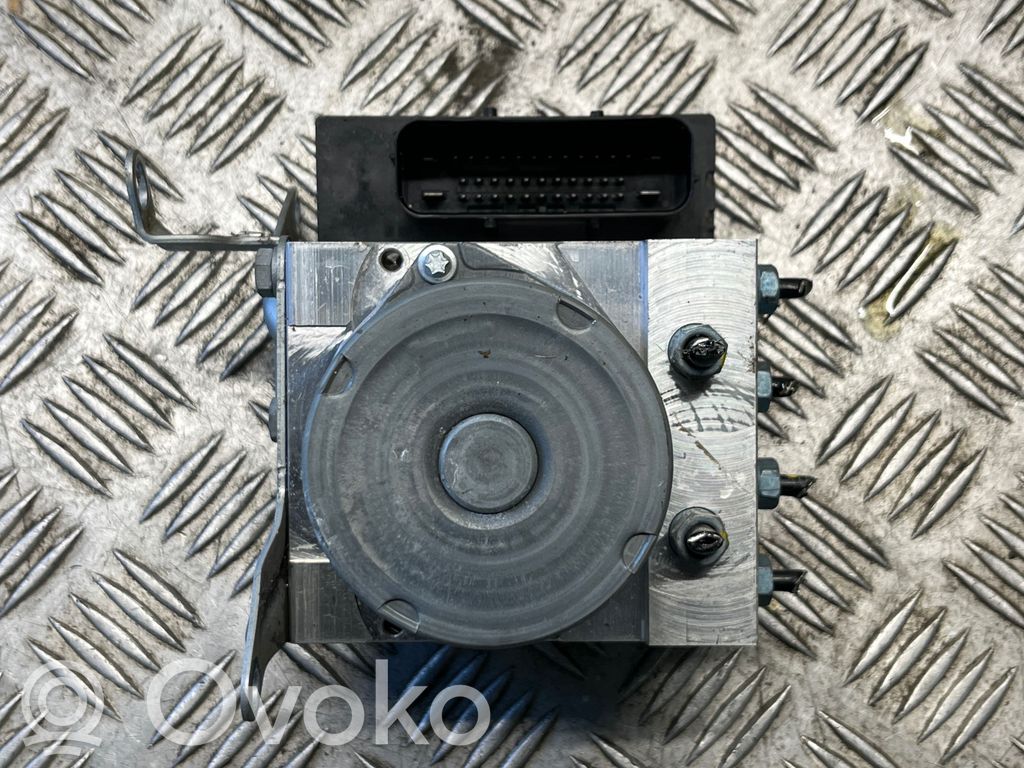 BMW X1 E84 ABS Pump 