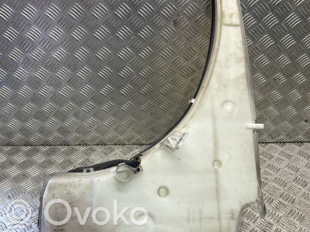 Windshield washer fluid reservoir/tank   7124231