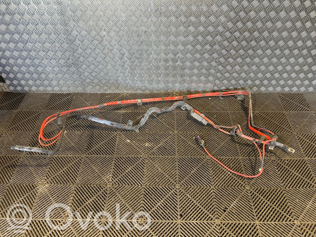 Plus / Klema / Przewód akumulatora   9308292