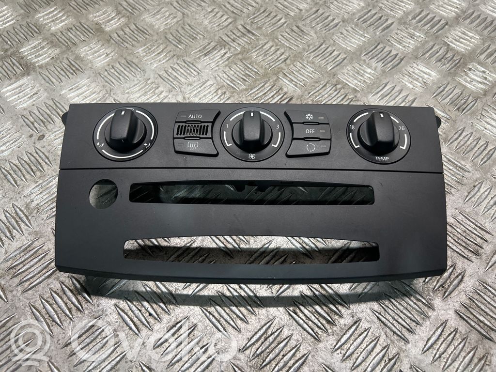 BMW 5 E60 E61 Climate control unit 