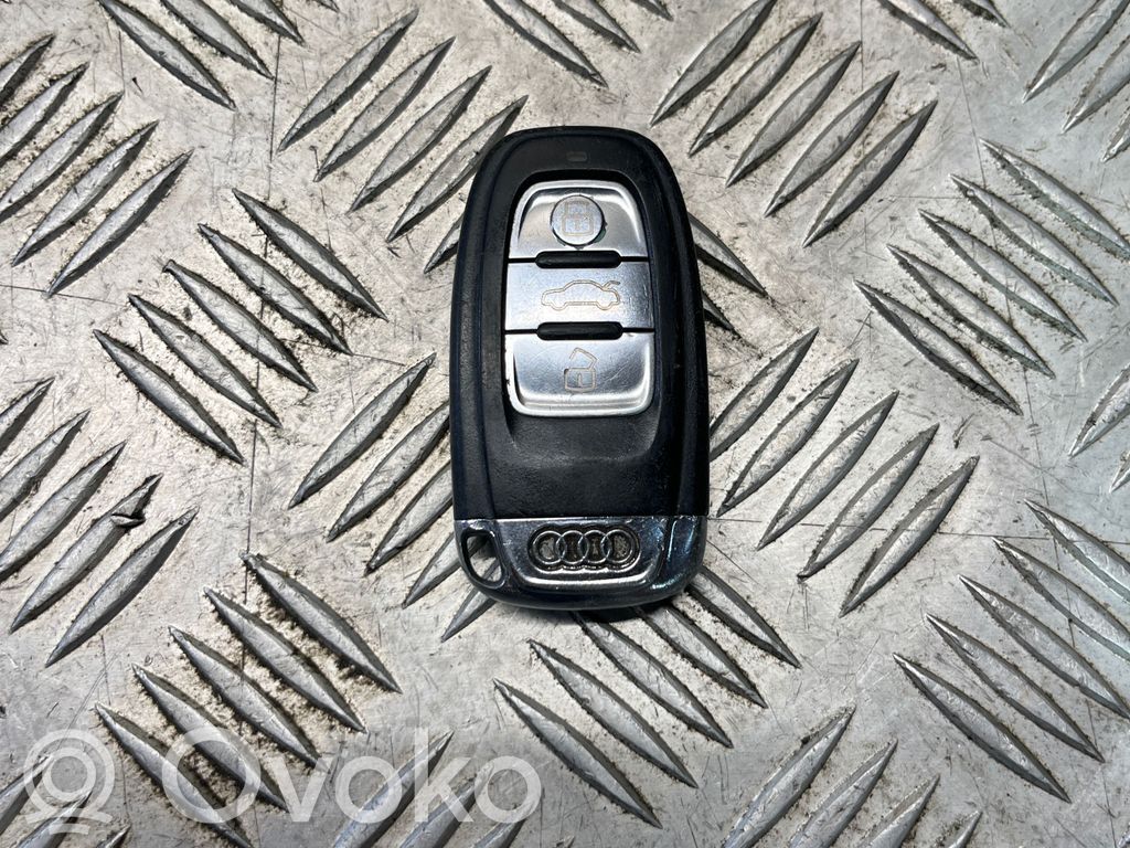 Audi Q5 SQ5 8R Ignition key/card 