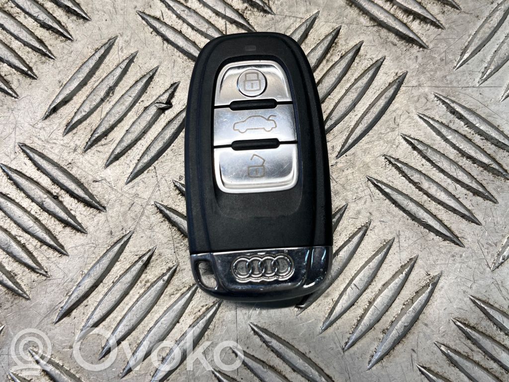 Audi Q5 SQ5 8R Ignition key/card 