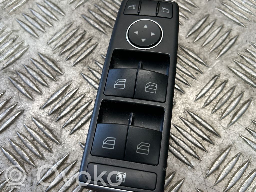 Mercedes-Benz A W176 Przyciski szyb 