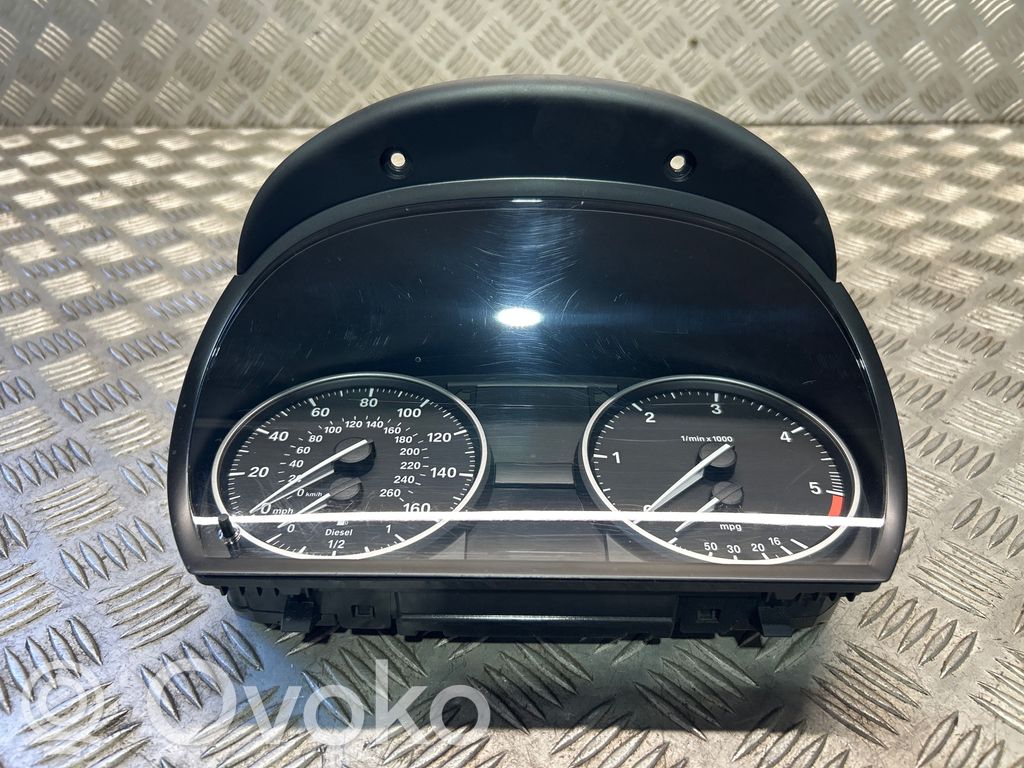 BMW X1 E84 Spidometrs (instrumentu panelī) 