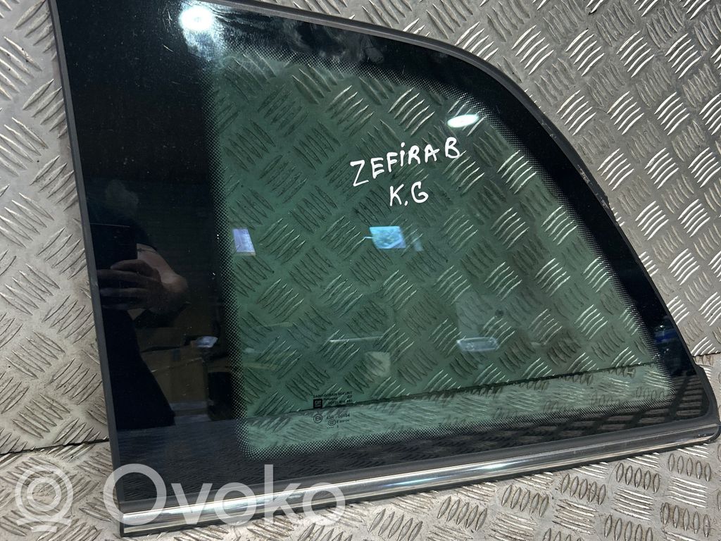 Opel Zafira B Geam lateral spate 